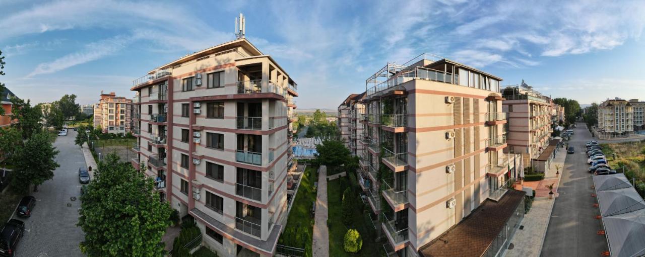 Tarsis Club & Aquapark Hotel de apartamente