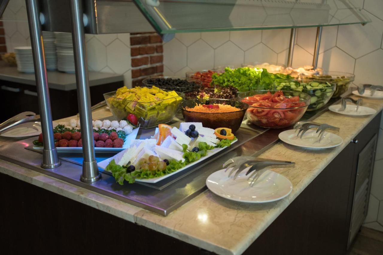 Tarsis Club & Aquapark Hotel de apartamente 4*