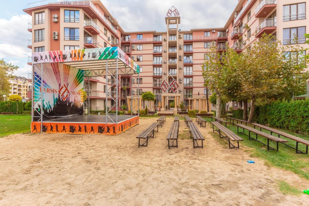 Tarsis Club & Aquapark 4*